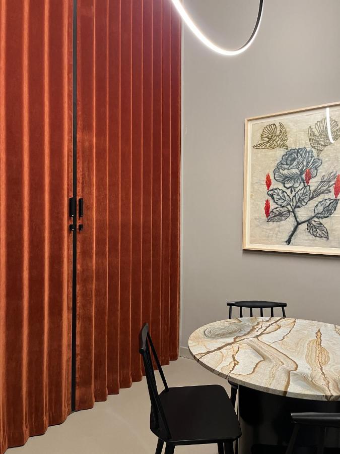 Casa Caleido Apartment เวโรนา ภายนอก รูปภาพ